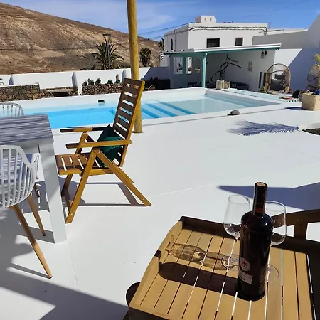 Casa El Cerco منزل ريفي *